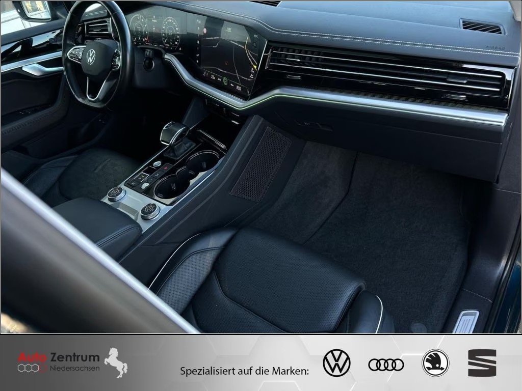 Volkswagen Touareg 3.0 V6 e-Hybrid Elegance – fotka 19