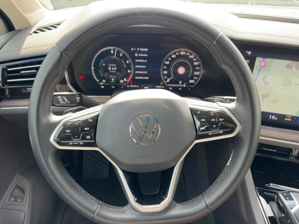 Volkswagen Touareg V6 eHybrid – fotka 9