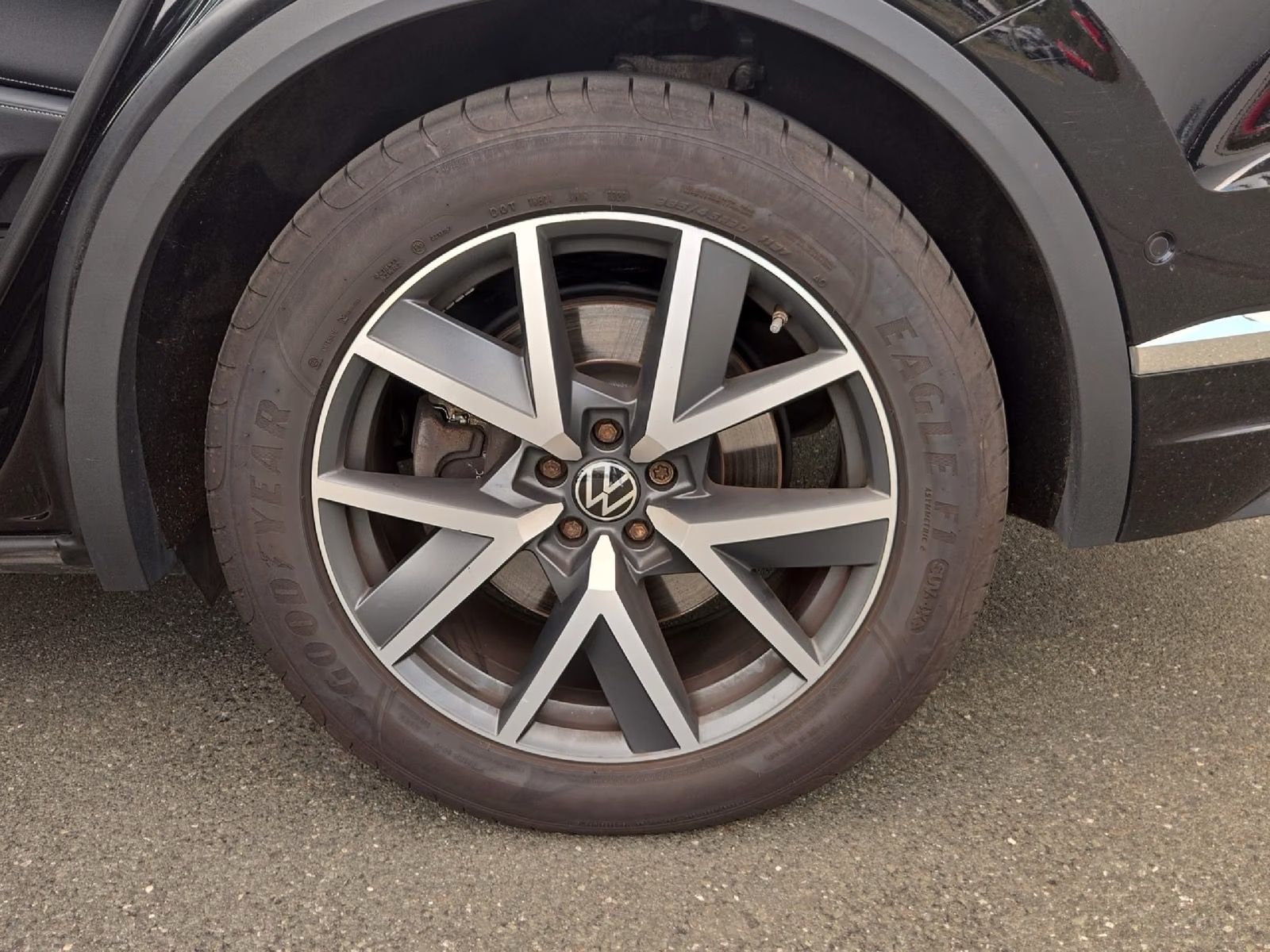 Volkswagen Touareg TSI 280 kW eHybrid – fotka 3