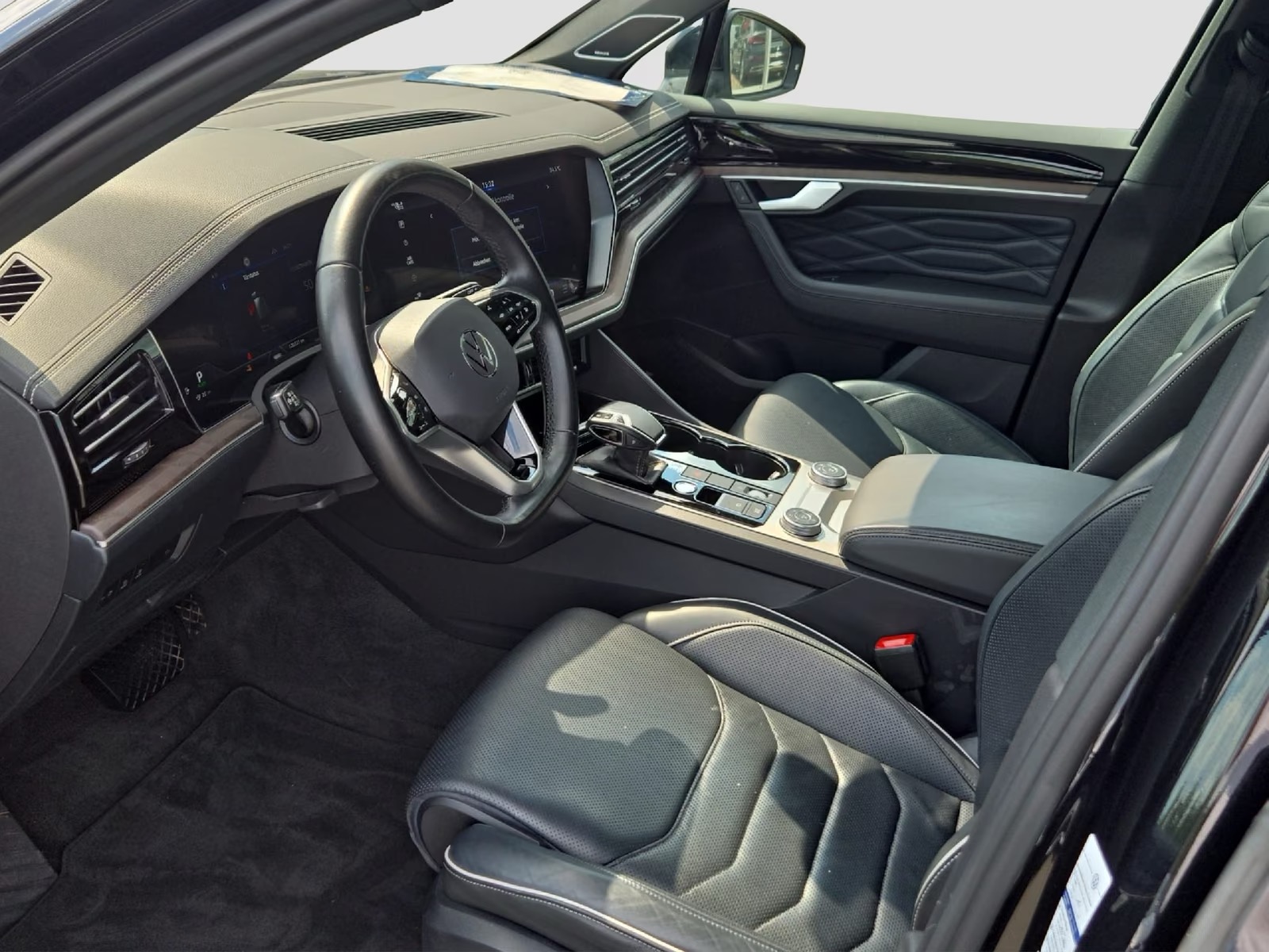 Volkswagen Touareg TSI 280 kW eHybrid – fotka 8