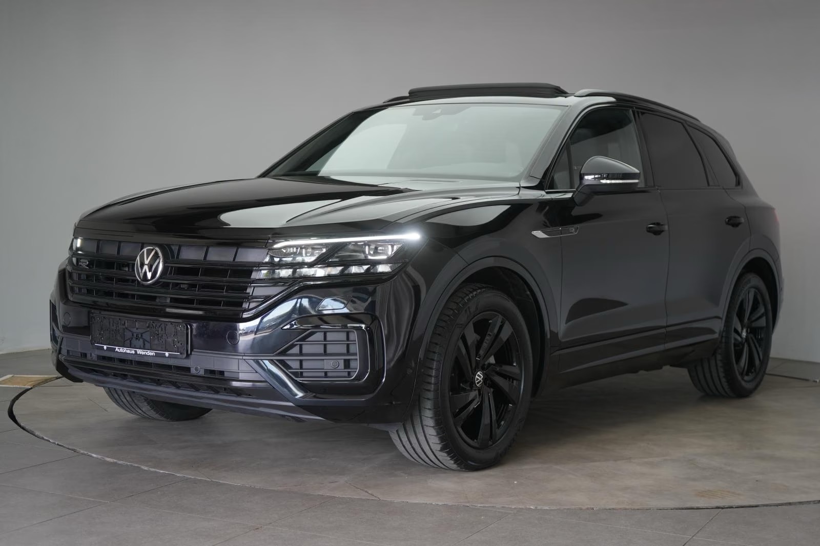 Volkswagen Touareg 3.0 V6 TDI 4Motion R-Line  – fotka 1