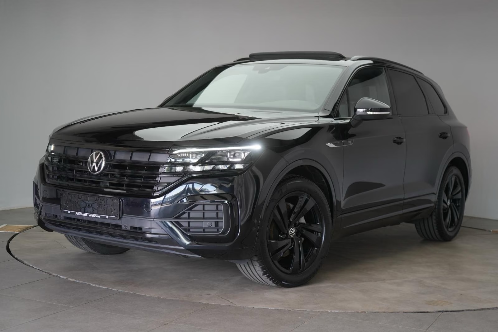 Volkswagen Touareg 3.0 V6 TDI 4Motion R-Line  – fotka 3
