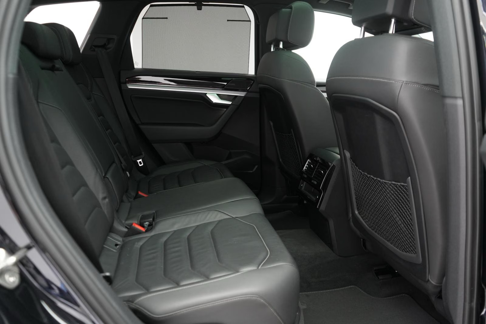 Volkswagen Touareg 3.0 V6 TDI 4Motion R-Line  – fotka 13