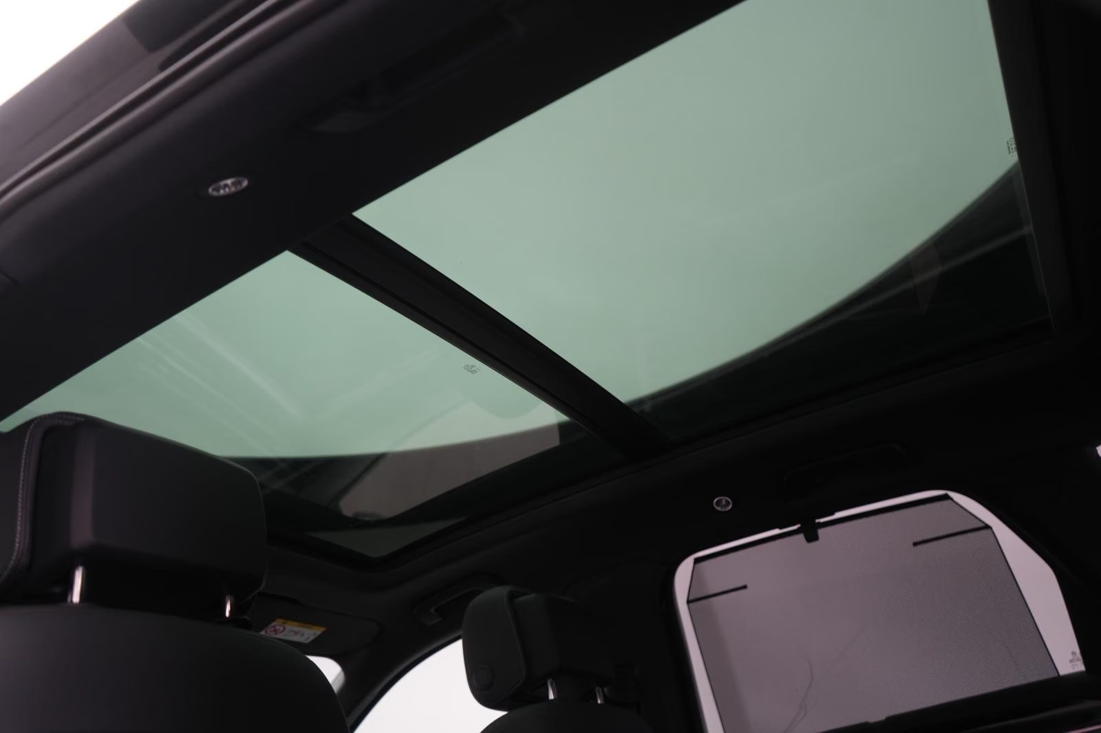 Volkswagen Touareg 3.0 V6 TDI 4Motion R-Line  – fotka 20