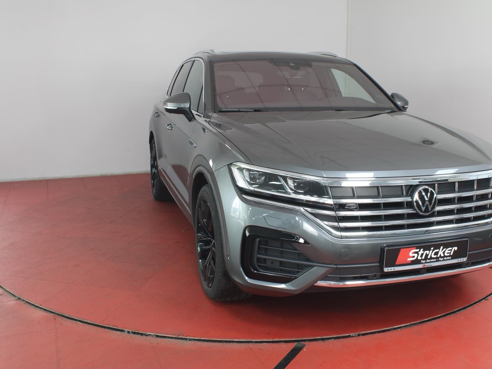 Volkswagen Touareg R-Line 3.0TDI – fotka 3