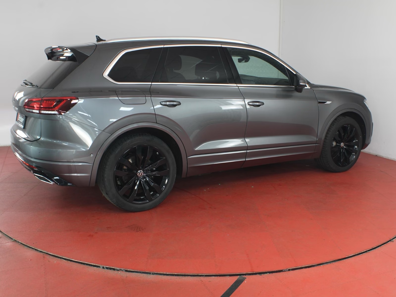 Volkswagen Touareg R-Line 3.0TDI – fotka 6