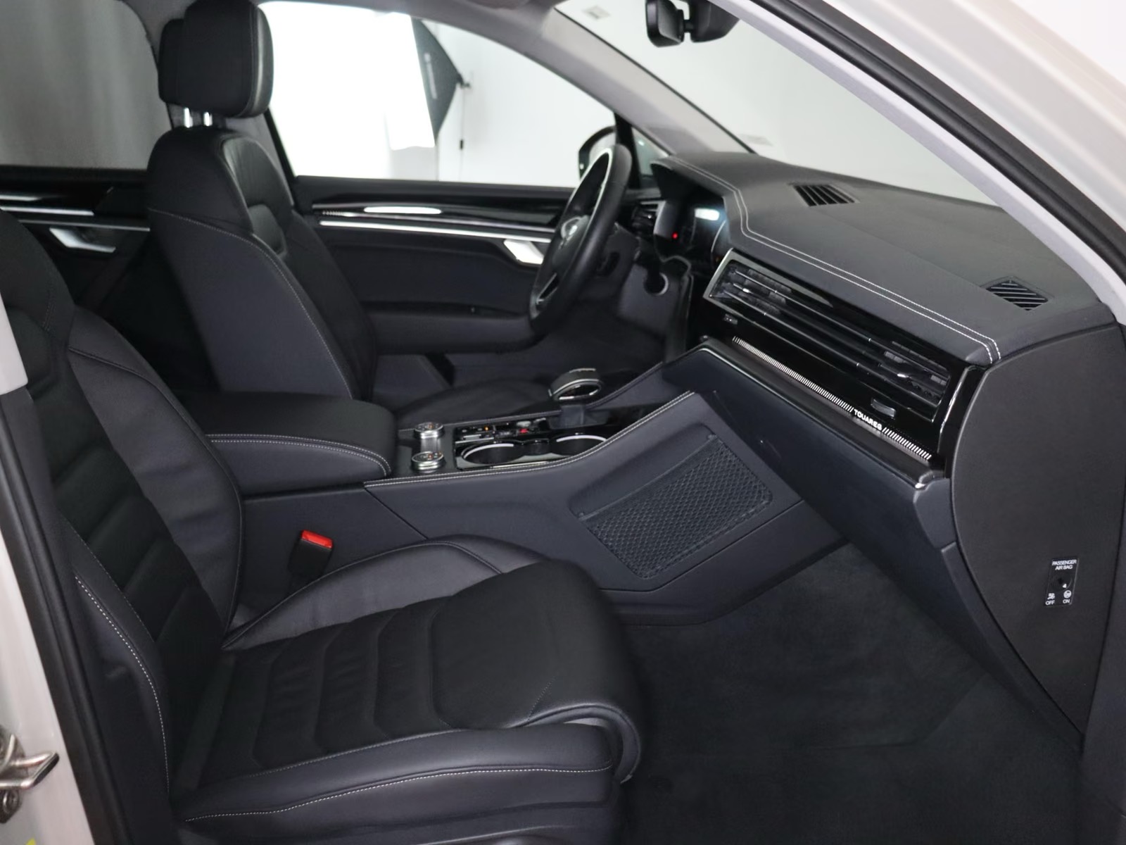 Volkswagen Touareg 3.0TDI – fotka 16