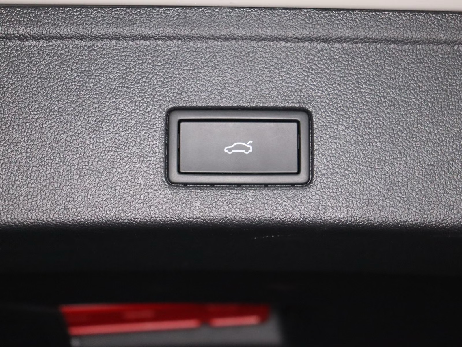 Volkswagen Touareg 3.0TDI – fotka 18
