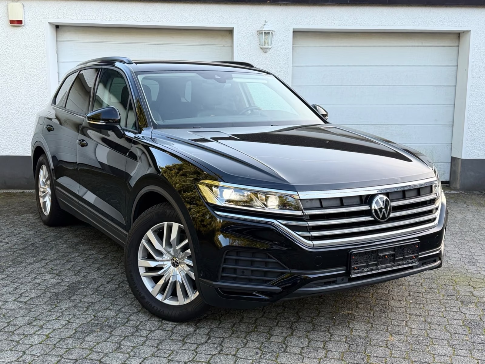 Volkswagen Touareg 3.0 TDI 4Motion – fotka 32