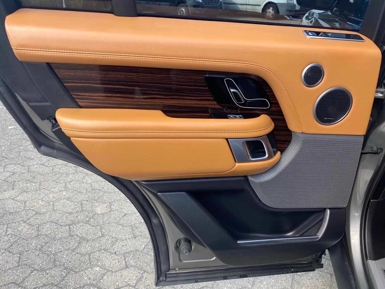 Land Rover Range Rover Autobiography – fotka 19