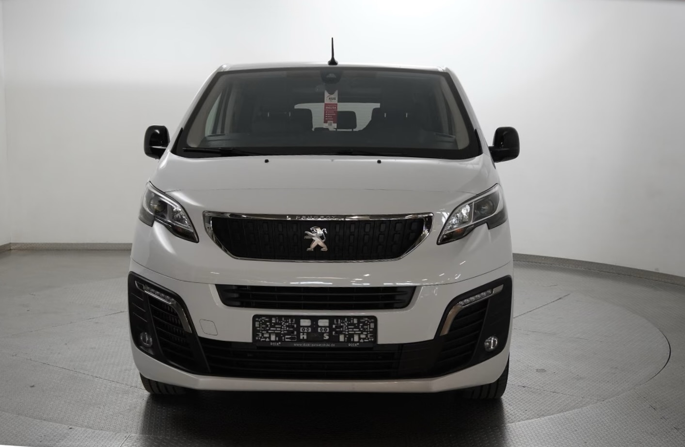 Peugeot Traveller L3 – fotka 2