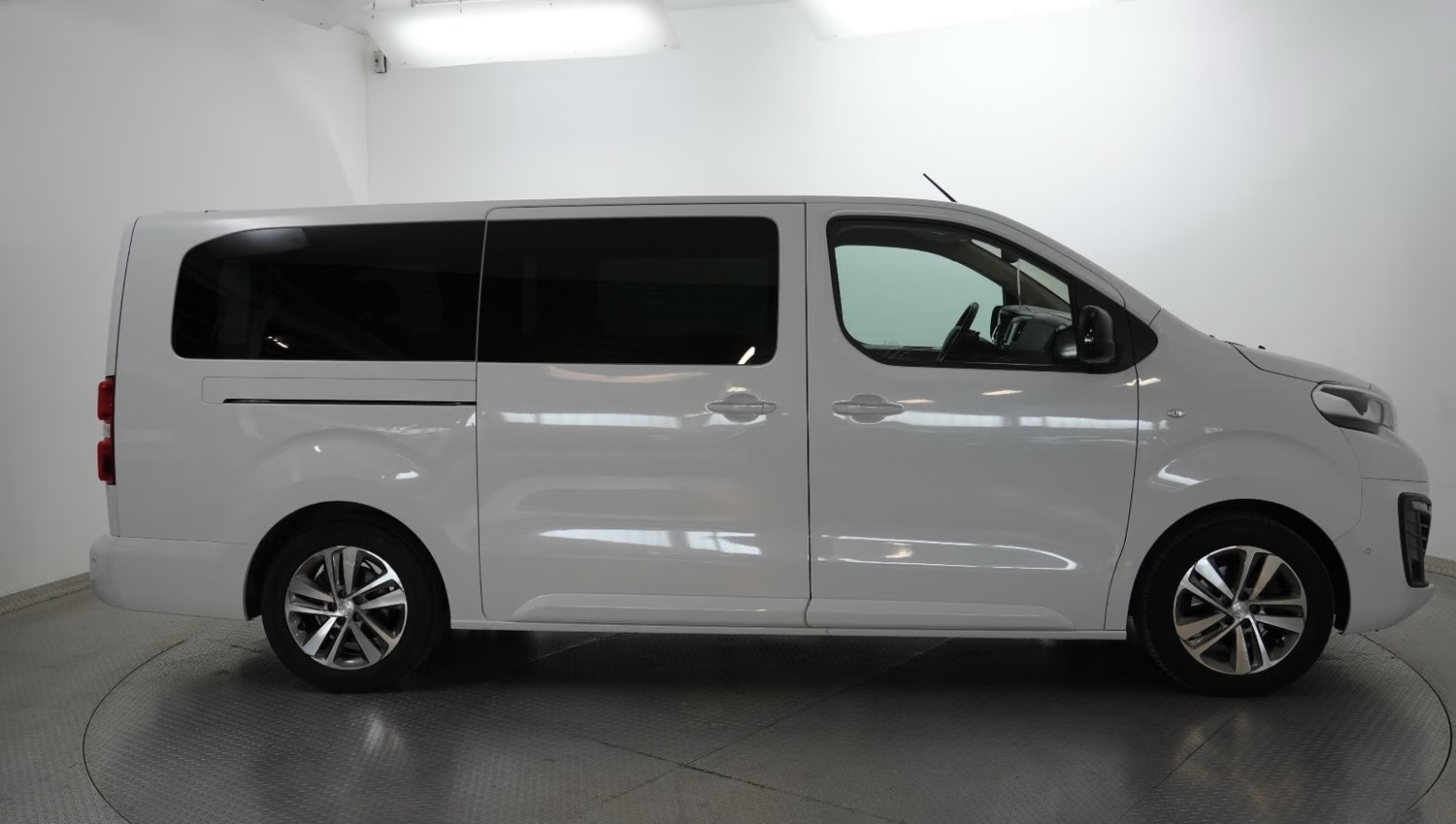 Peugeot Traveller L3 – fotka 4