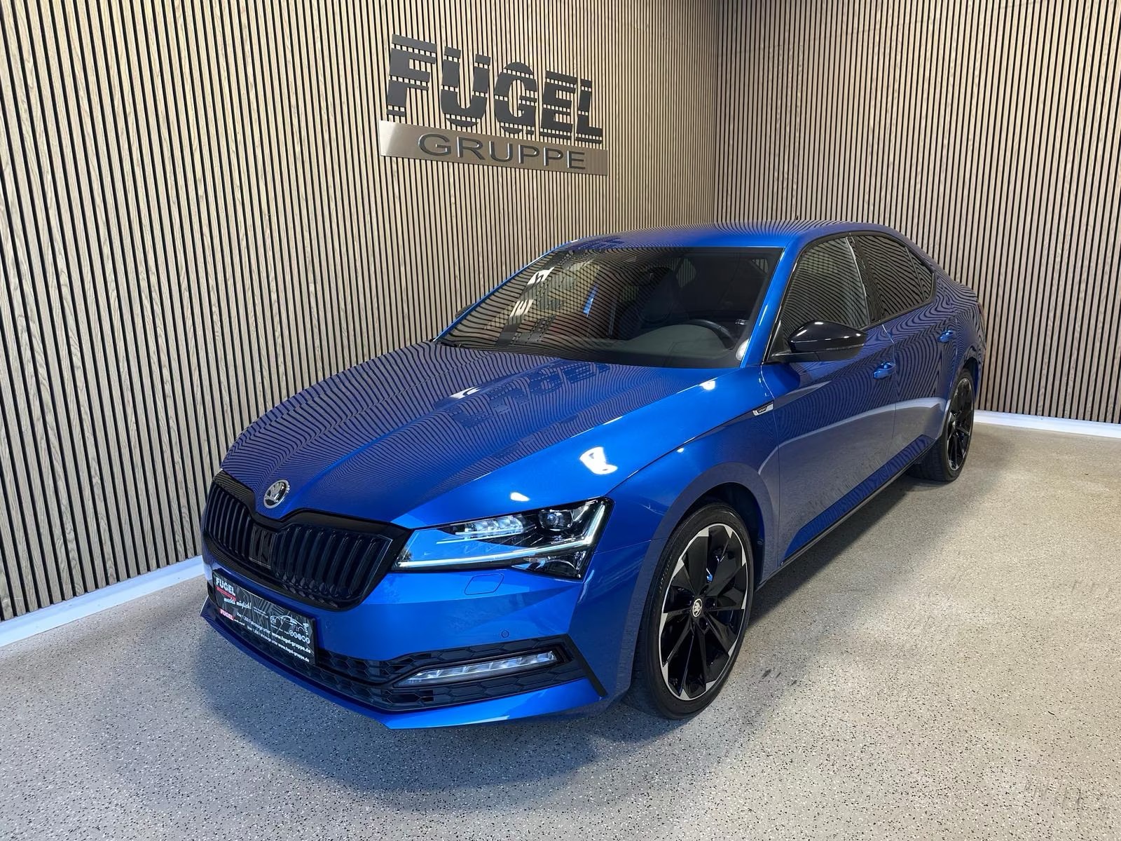 Skoda Superb 2.0 TSI SPORTLINE 4x4 – fotka 1