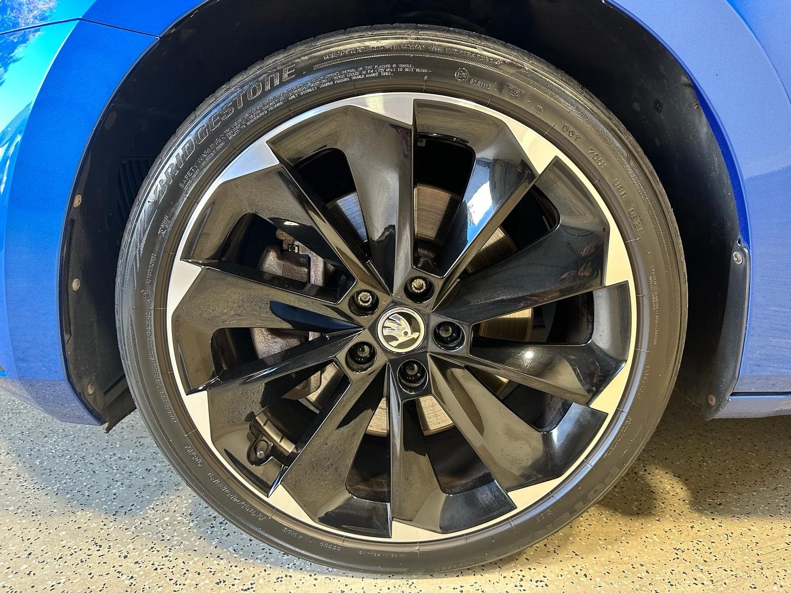 Skoda Superb 2.0 TSI SPORTLINE 4x4 – fotka 11