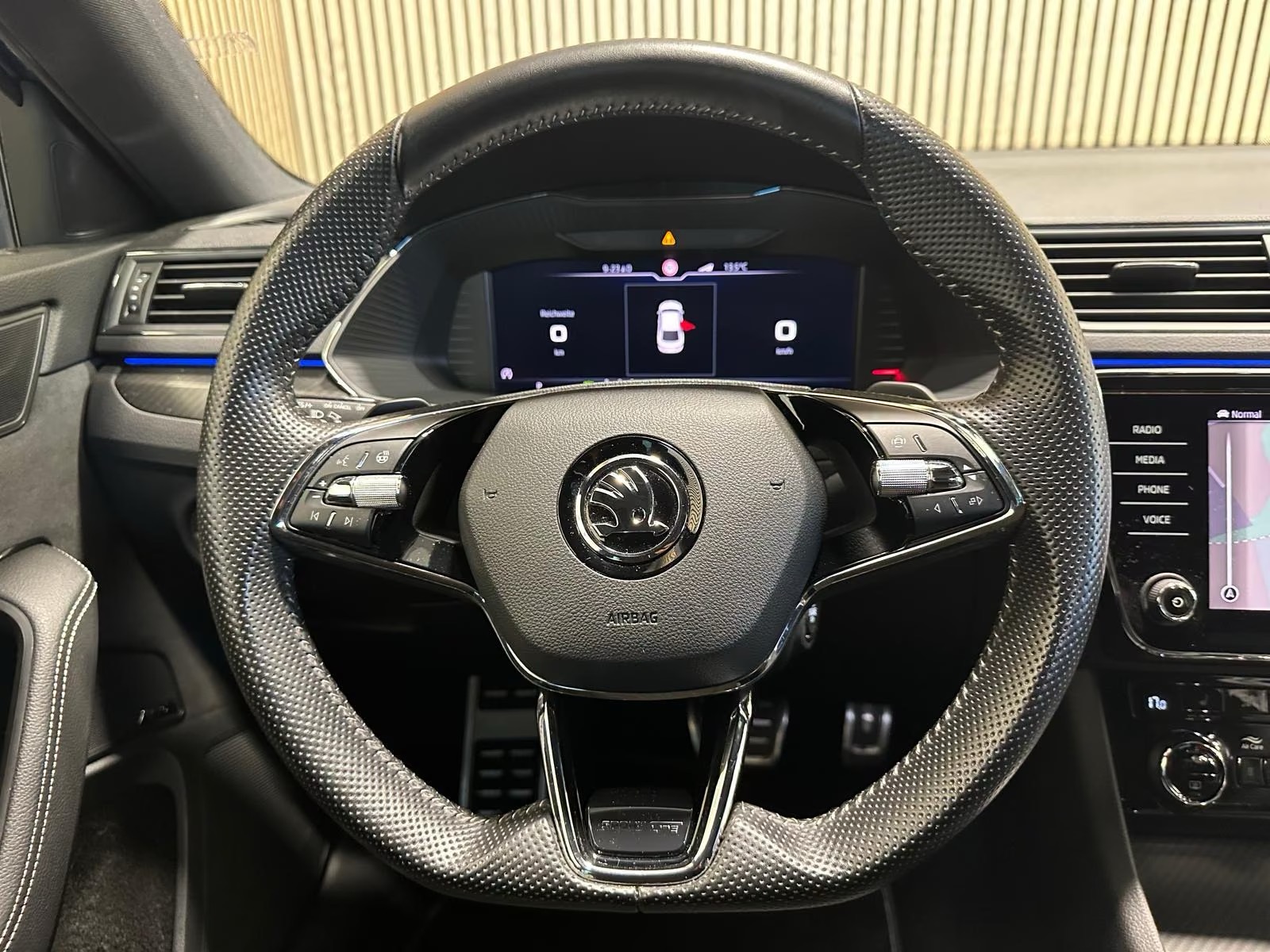 Skoda Superb 2.0 TSI SPORTLINE 4x4 – fotka 12