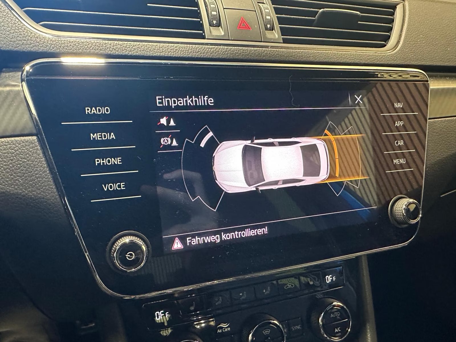 Skoda Superb 2.0 TSI SPORTLINE 4x4 – fotka 15