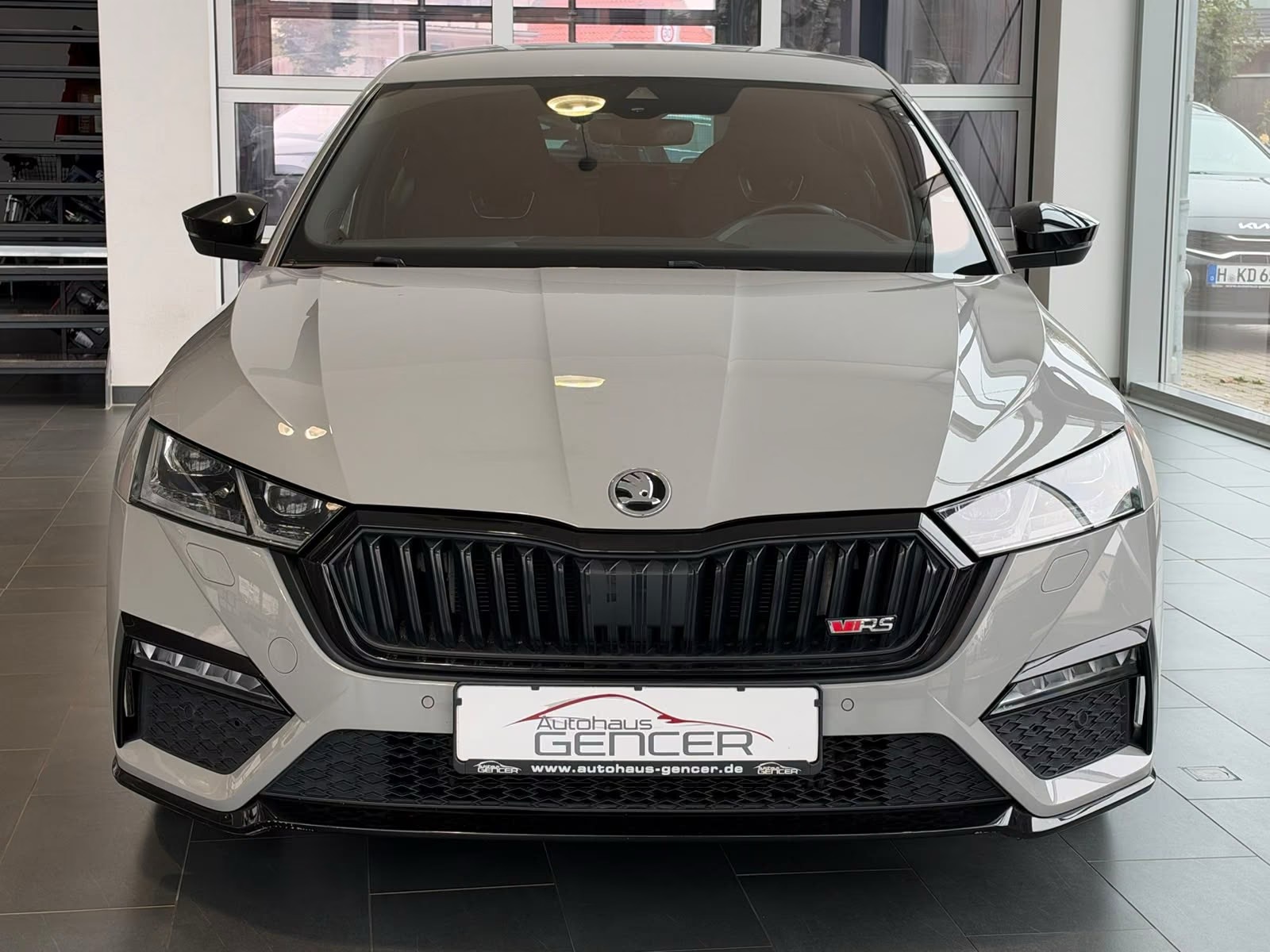 Skoda Octavia Lim. RS First 2.0TSI – fotka 2