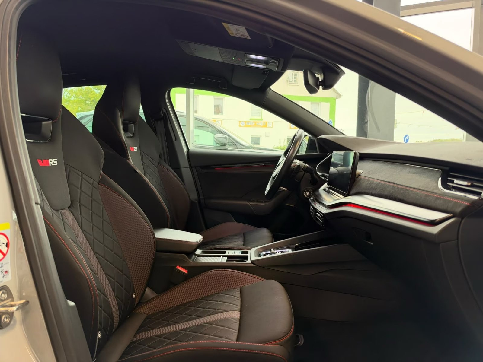 Skoda Octavia Lim. RS First 2.0TSI – fotka 15