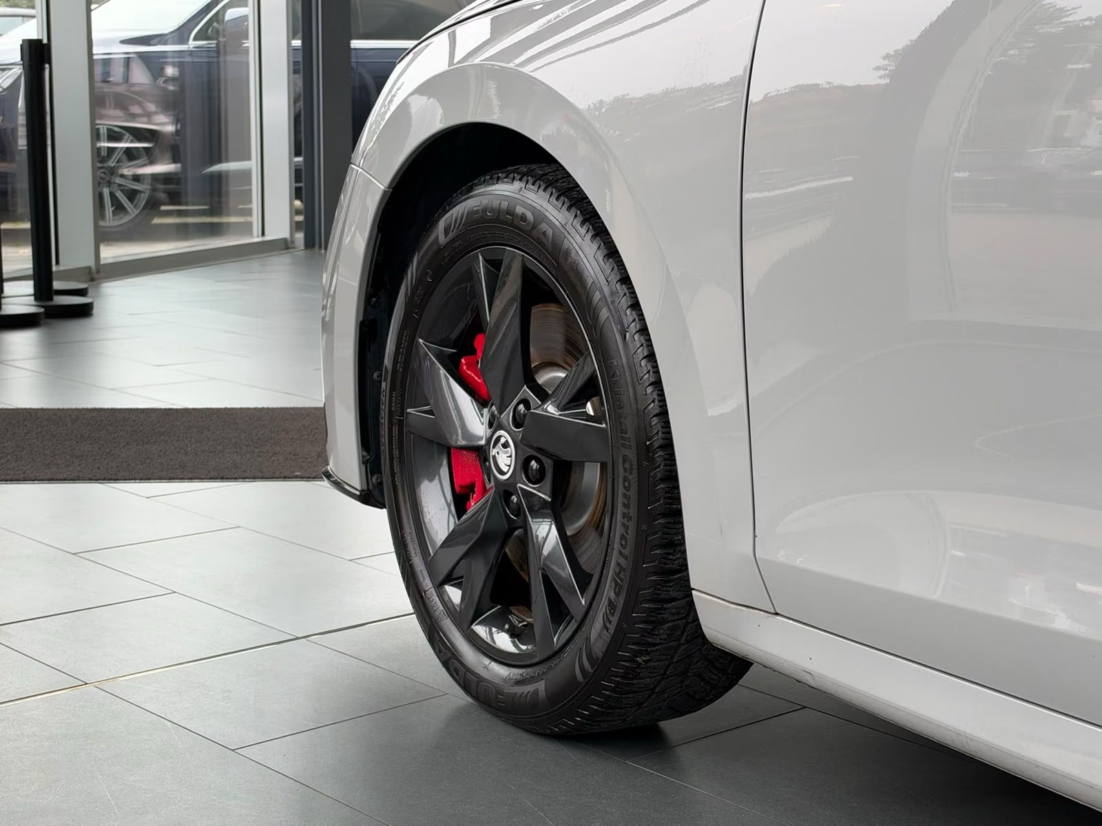 Skoda Octavia Lim. RS First 2.0TSI – fotka 20