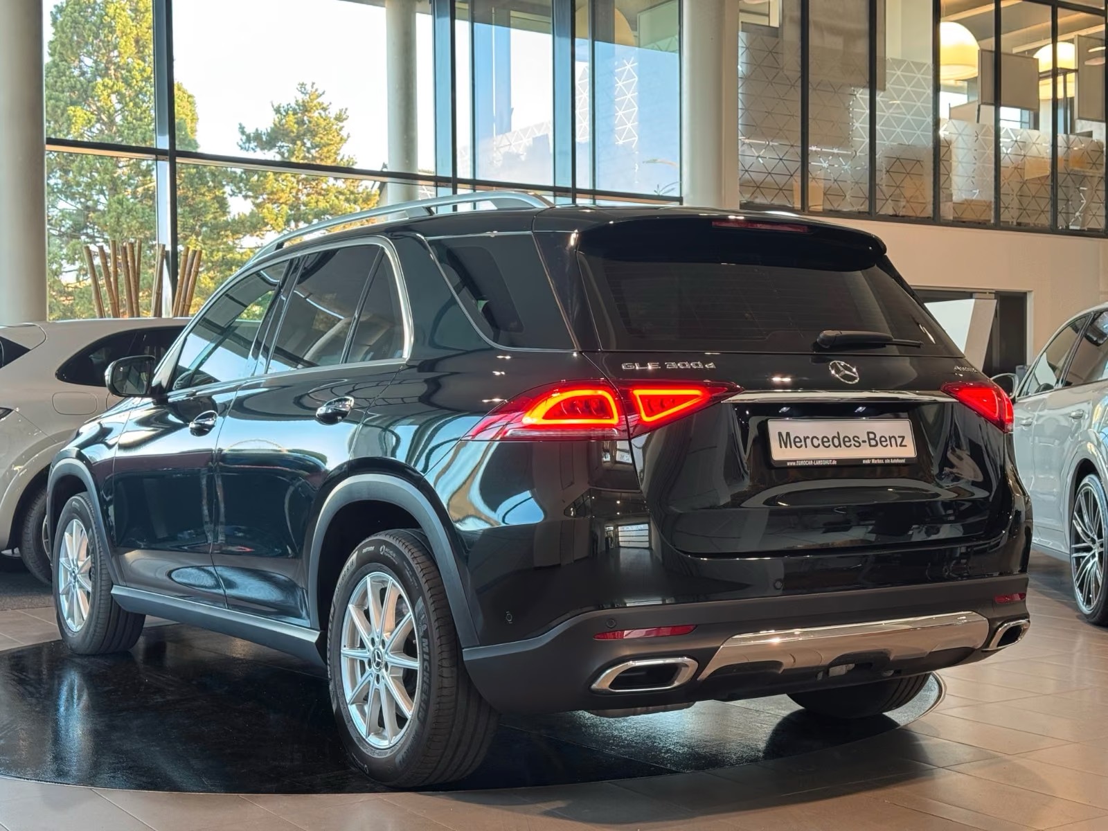 Mercedes-Benz GLE 300d 4Matic Airmatic – fotka 7