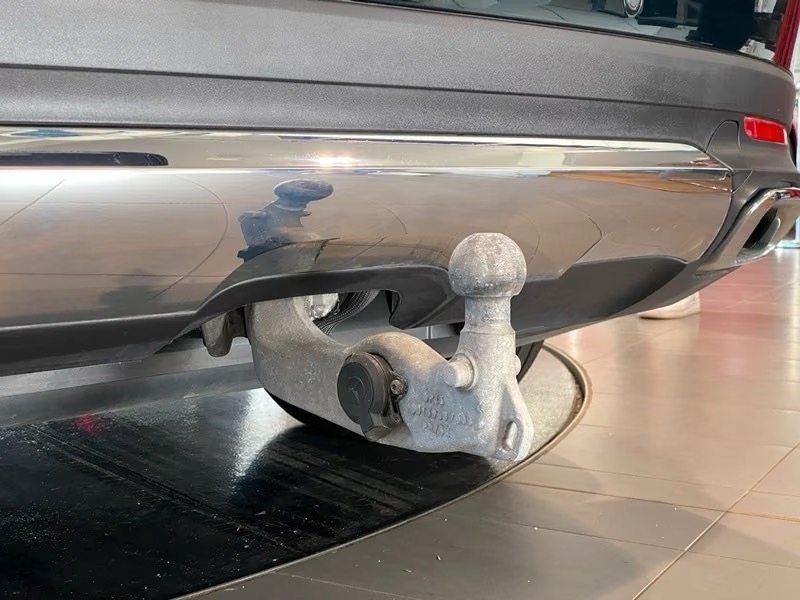 Mercedes-Benz GLE 300d 4Matic Airmatic – fotka 15