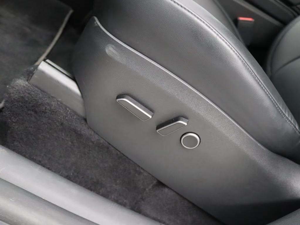 Tesla Model Y Tesla Model Y Long Range AWD 75kWh  – fotka 15