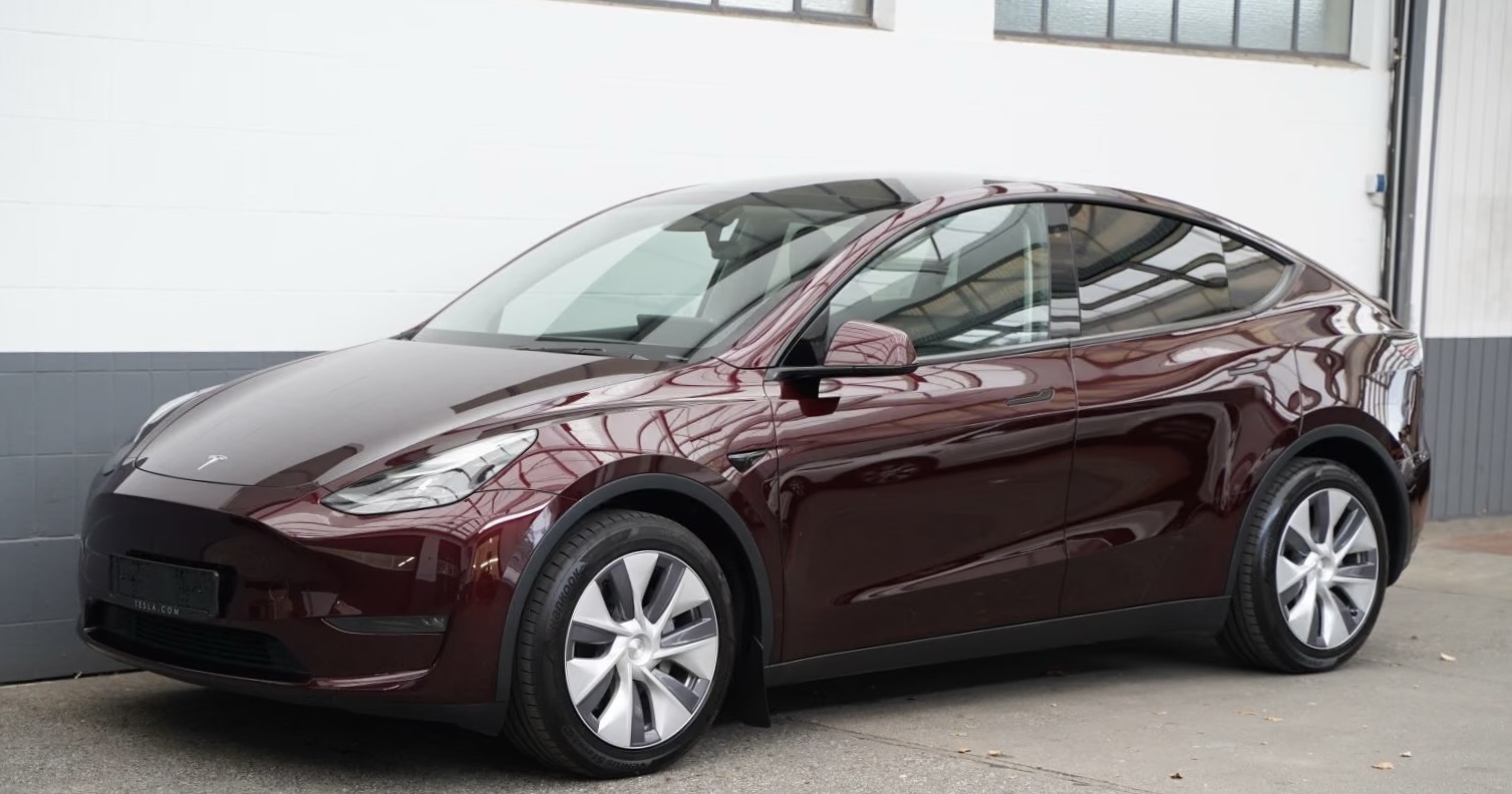 Tesla Model Y Long Range AWD – fotka 5