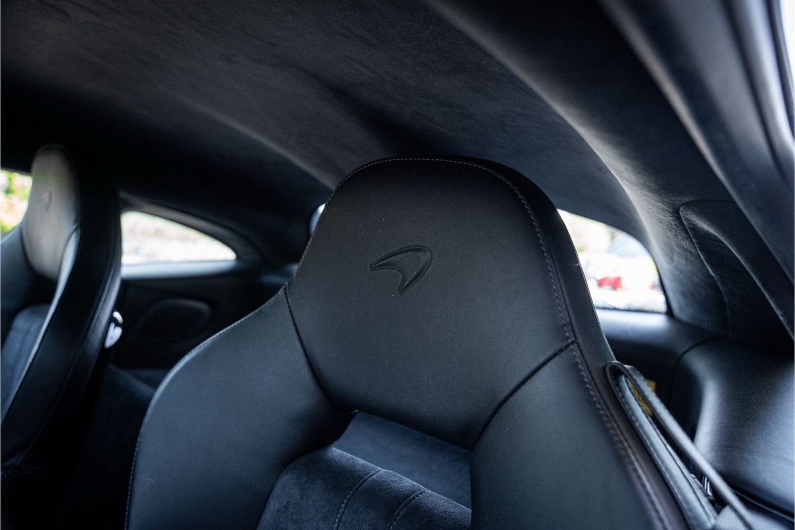 McLaren 540C – fotka 11