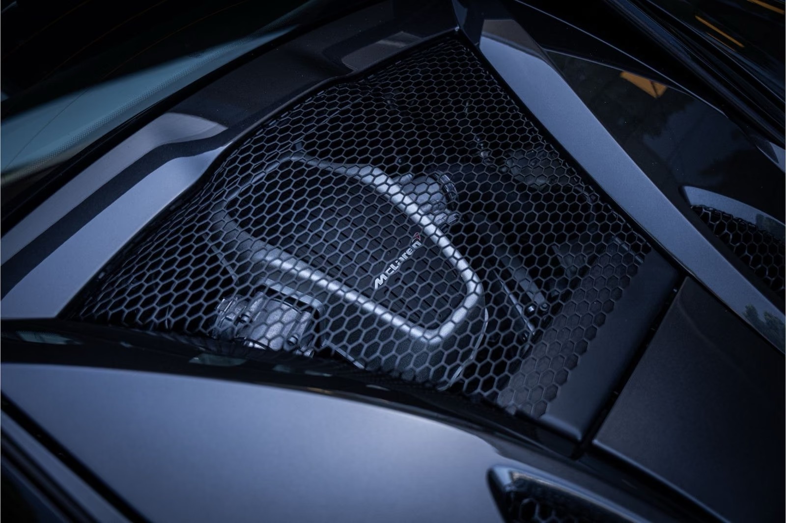 McLaren 540C – fotka 13