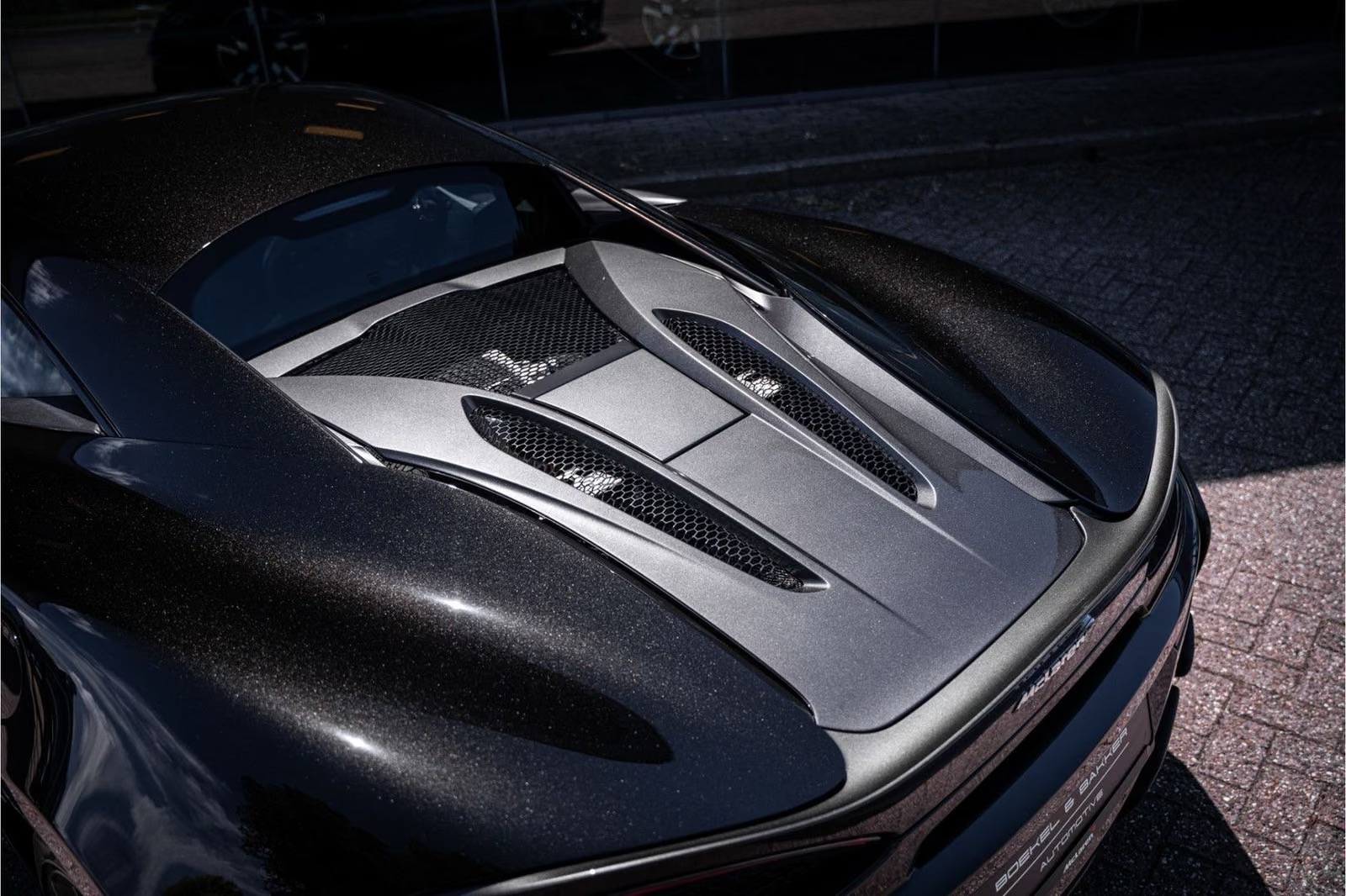 McLaren 540C – fotka 14
