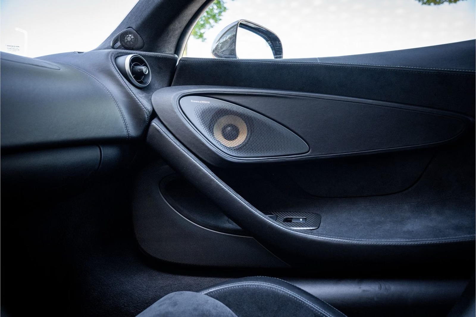 McLaren 540C – fotka 20