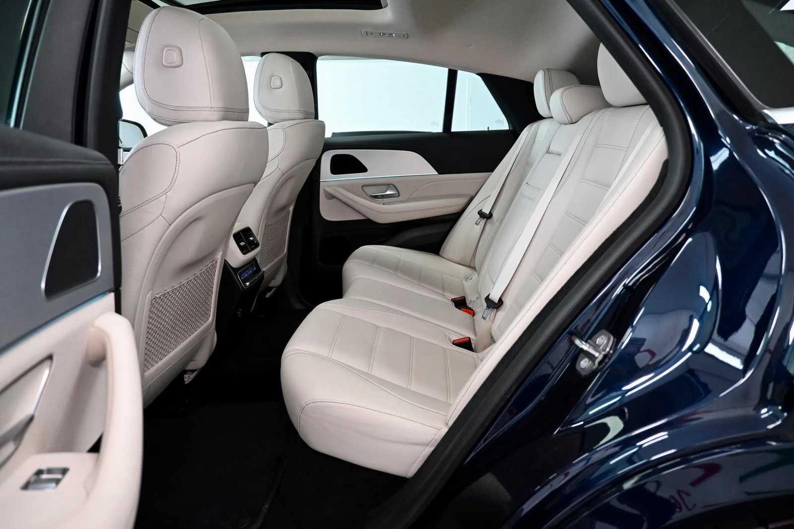 Mercedes-Benz GLE 400 d 4Matic Coupe AMG Line – fotka 9
