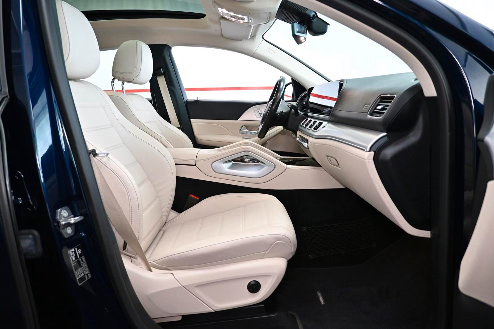 Mercedes-Benz GLE 400 d 4Matic Coupe AMG Line – fotka 12