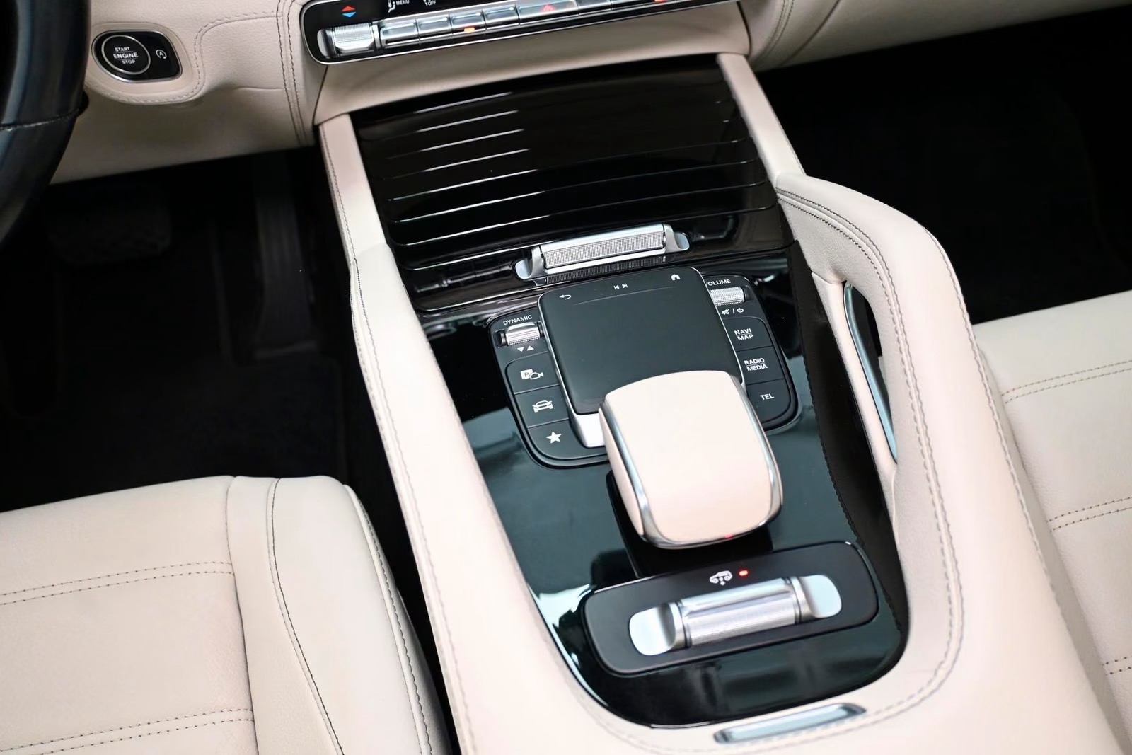 Mercedes-Benz GLE 400 d 4Matic Coupe AMG Line – fotka 17