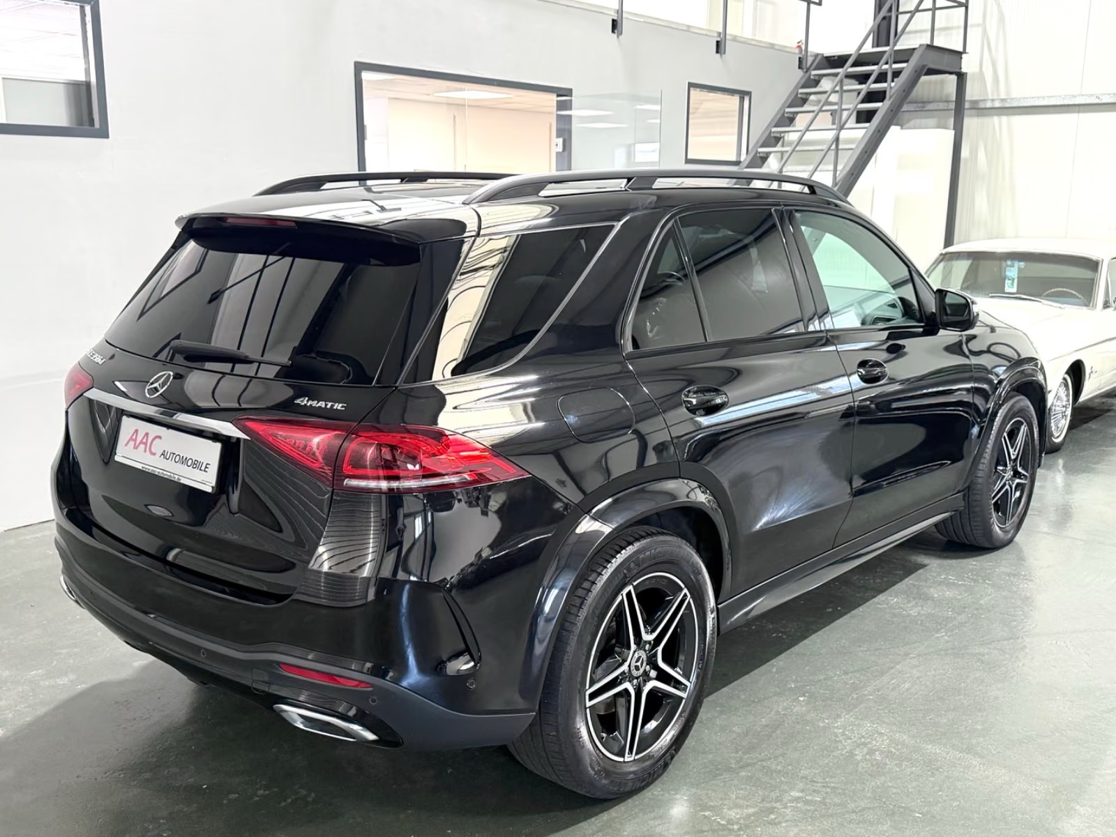 Mercedes-Benz GLE 350 d 4Matic AMG – fotka 9