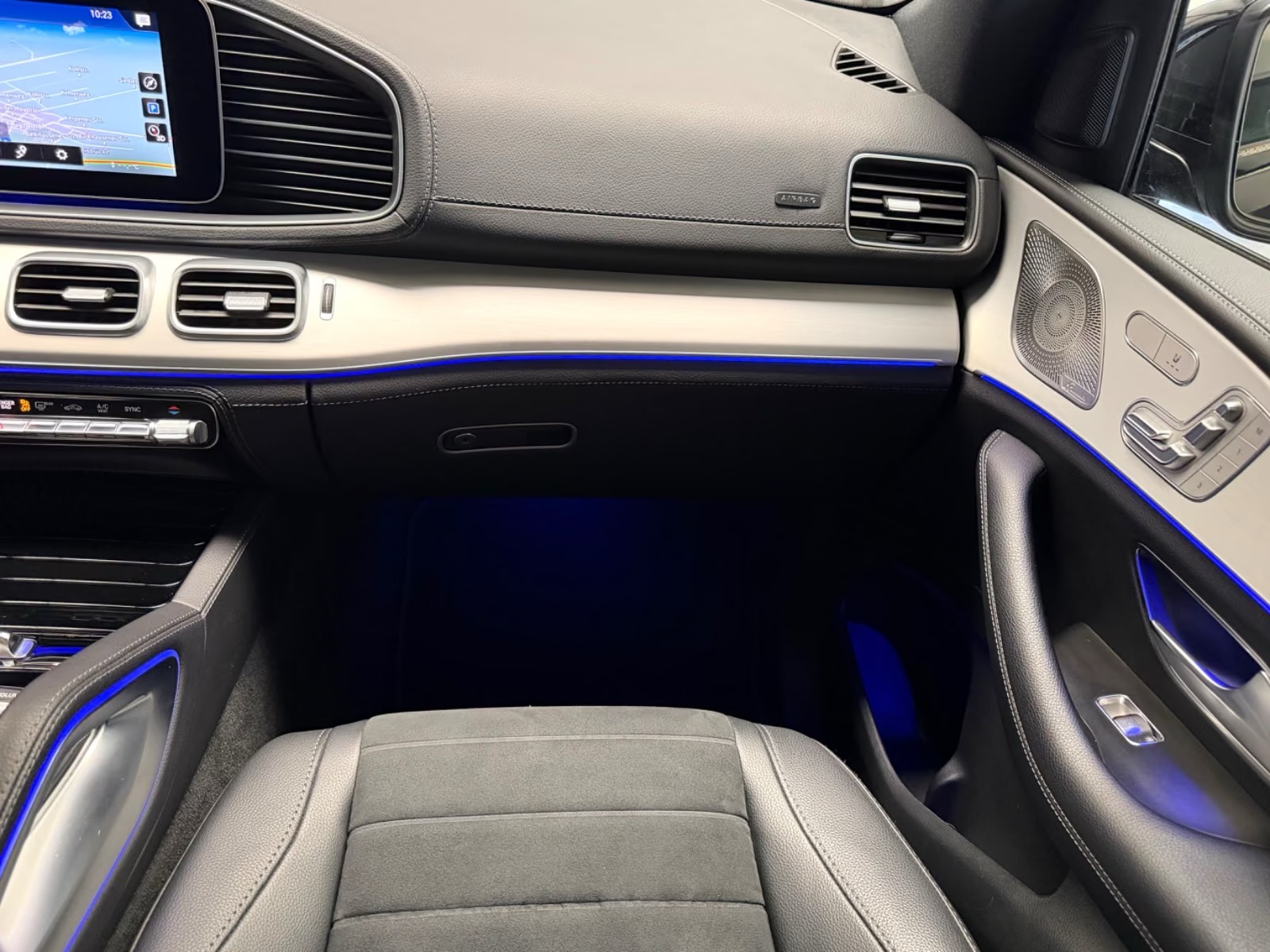 Mercedes-Benz GLE 350 d 4Matic AMG – fotka 17