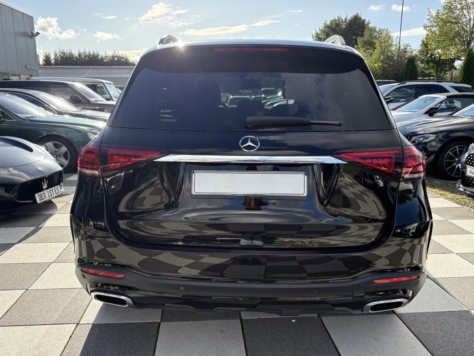 Mercedes-Benz GLE 300d +AMG Line – fotka 6