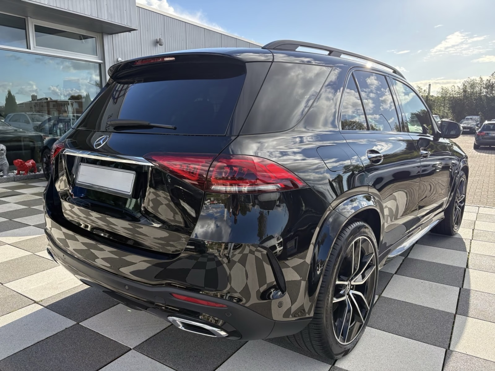 Mercedes-Benz GLE 300d +AMG Line – fotka 7