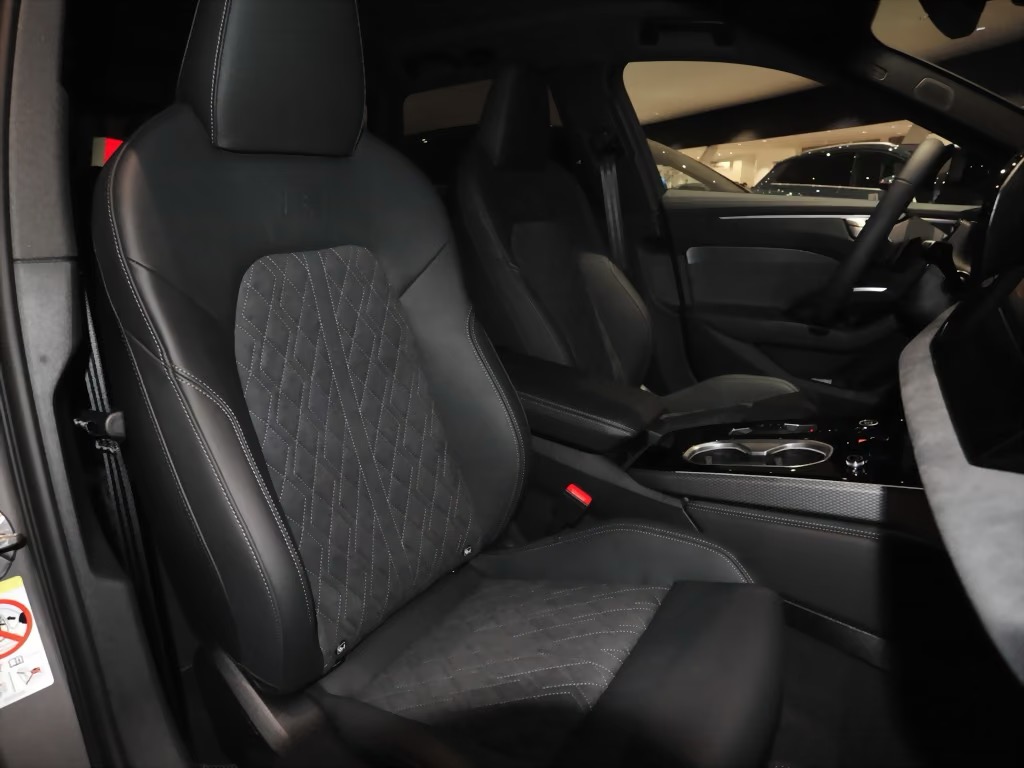 Audi A6 Allroad e-hybrid quattro  – fotka 8