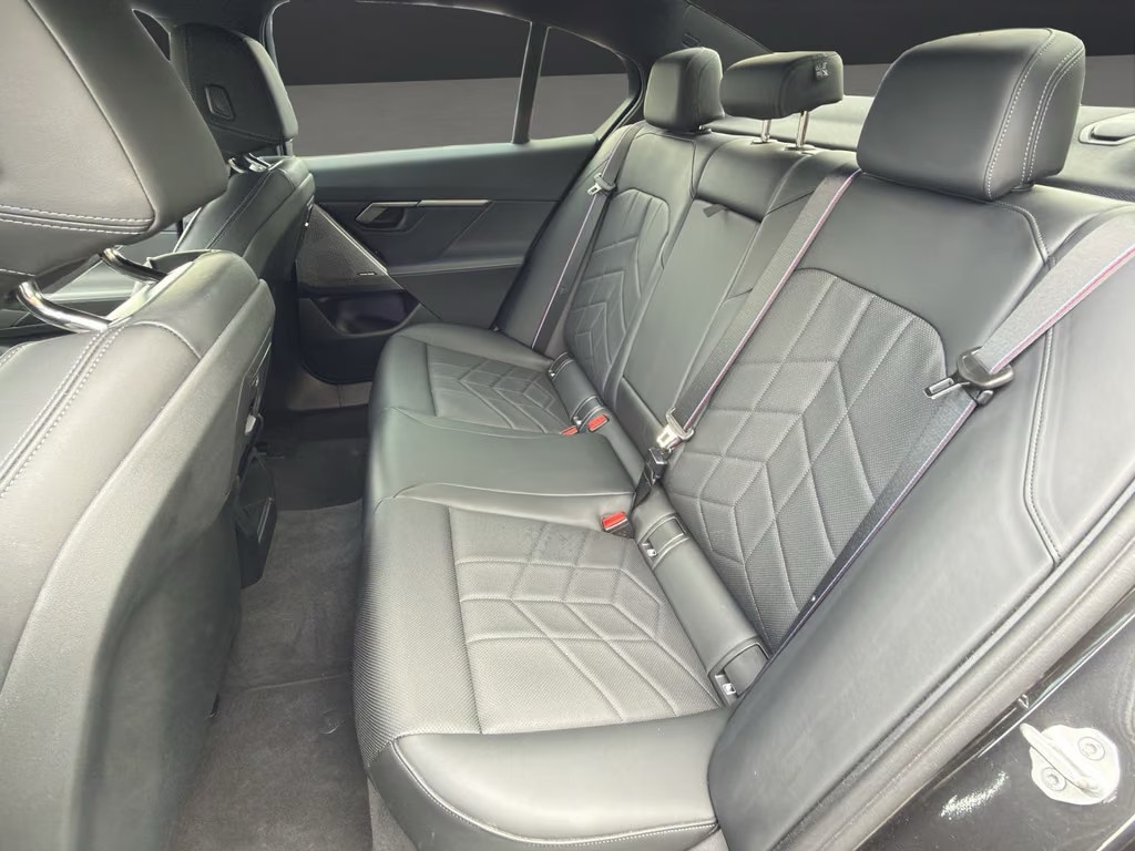 BMW 540d xDrive Lim. M-SPORT – fotka 11