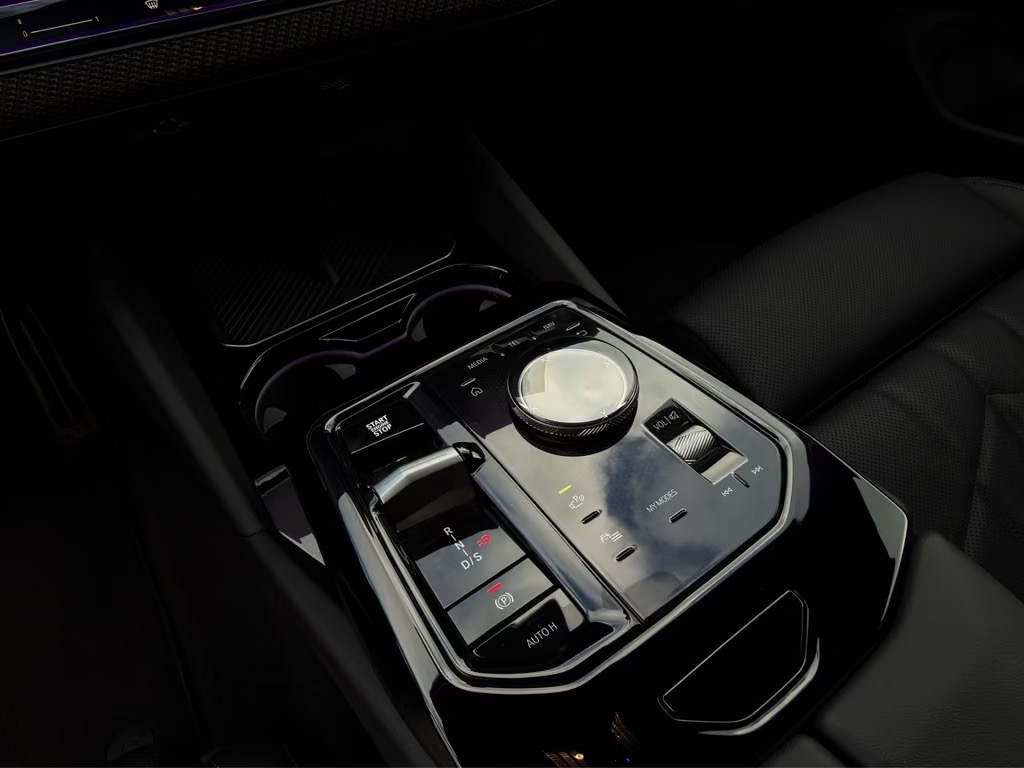 BMW 540d xDrive Lim. M-SPORT – fotka 15