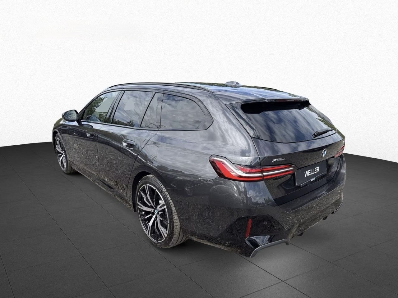 BMW 540d xDrive Touring M SPORT – fotka 3