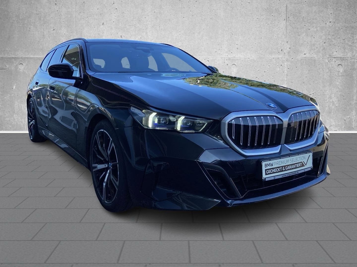 BMW 540 d xDrive Touring M Sport – fotka 2