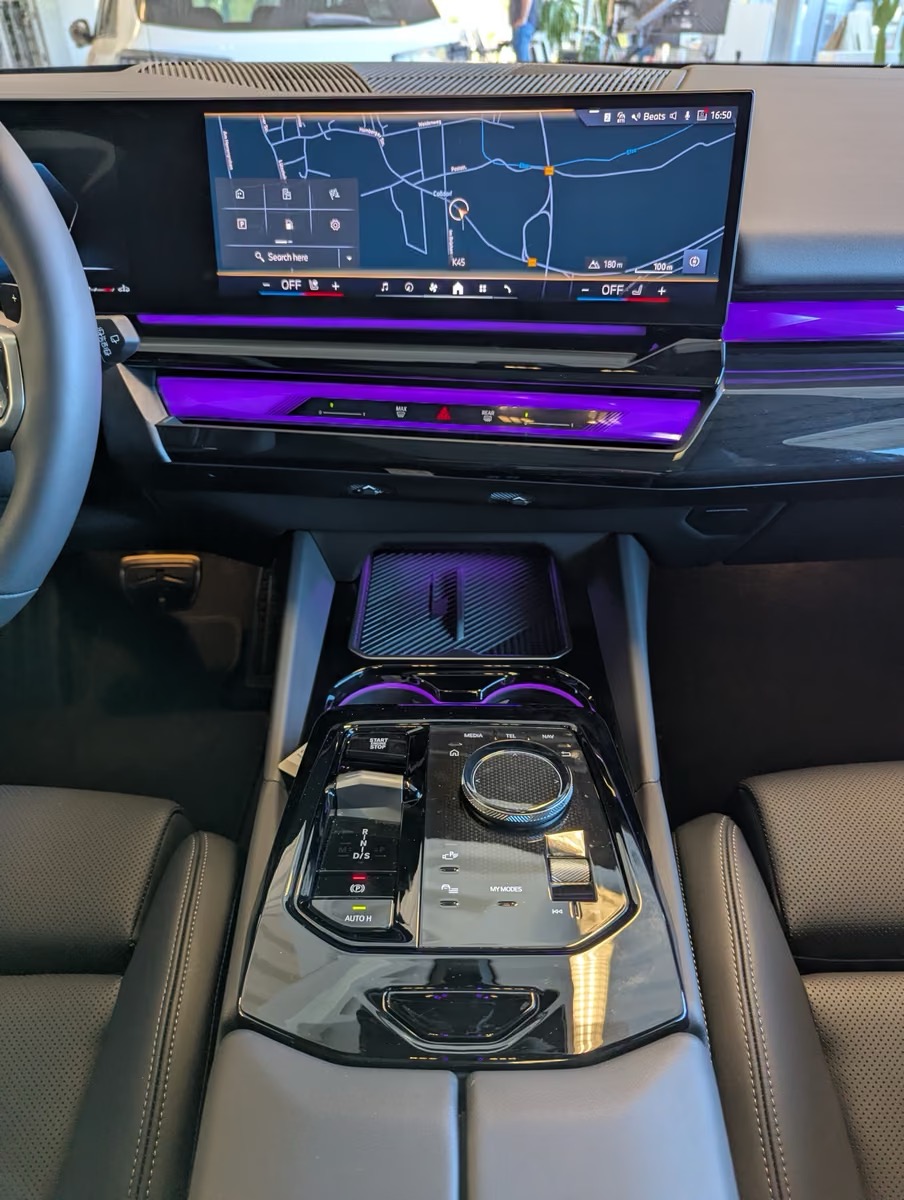BMW 540 d xD M-Sport  – fotka 12