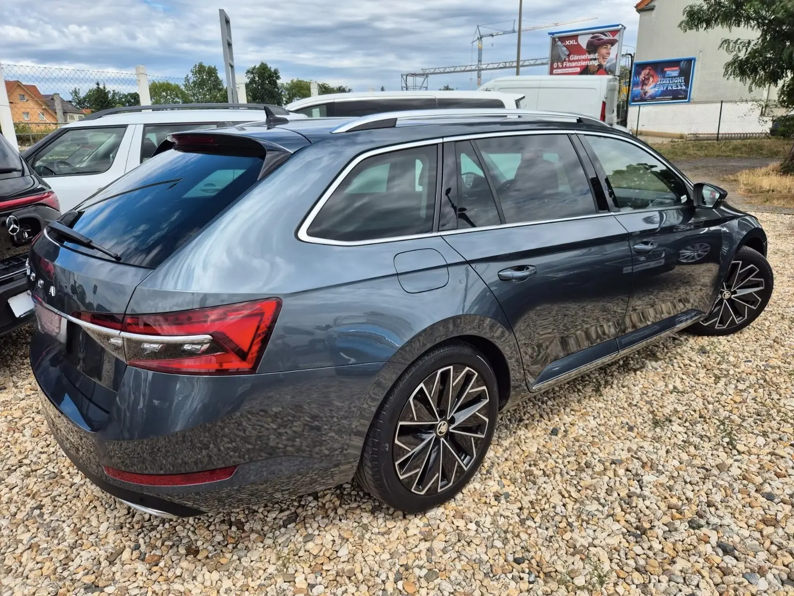 Skoda Superb Combi L&K 2,0 TDI 147KW – fotka 7