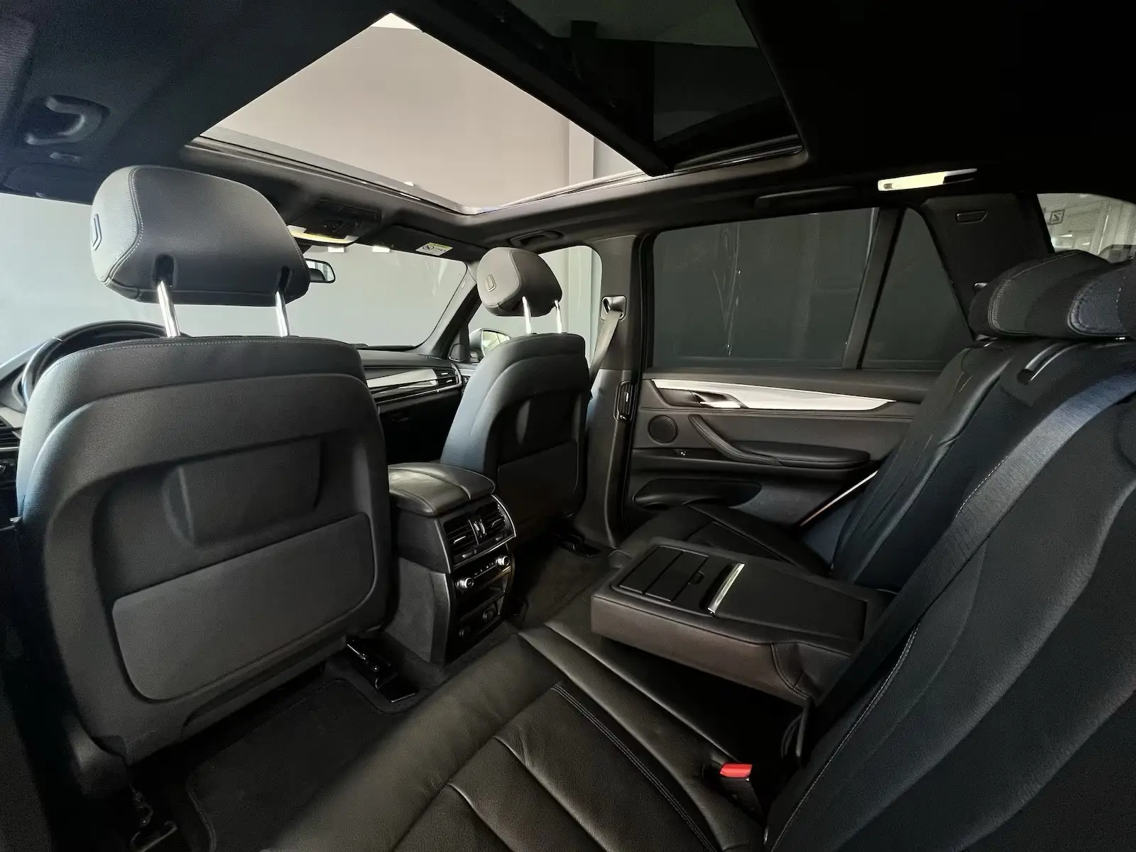 BMW X5 xDrive 30d*7miestna verzia – fotka 10