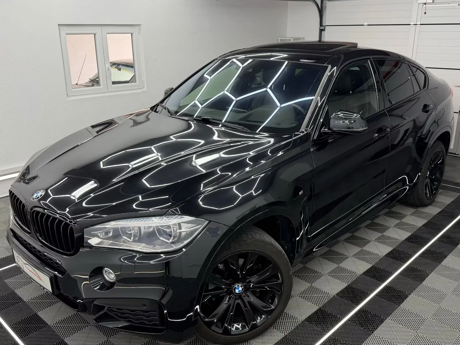 BMW X6 xDrive 30 d M SPORT – fotka 1