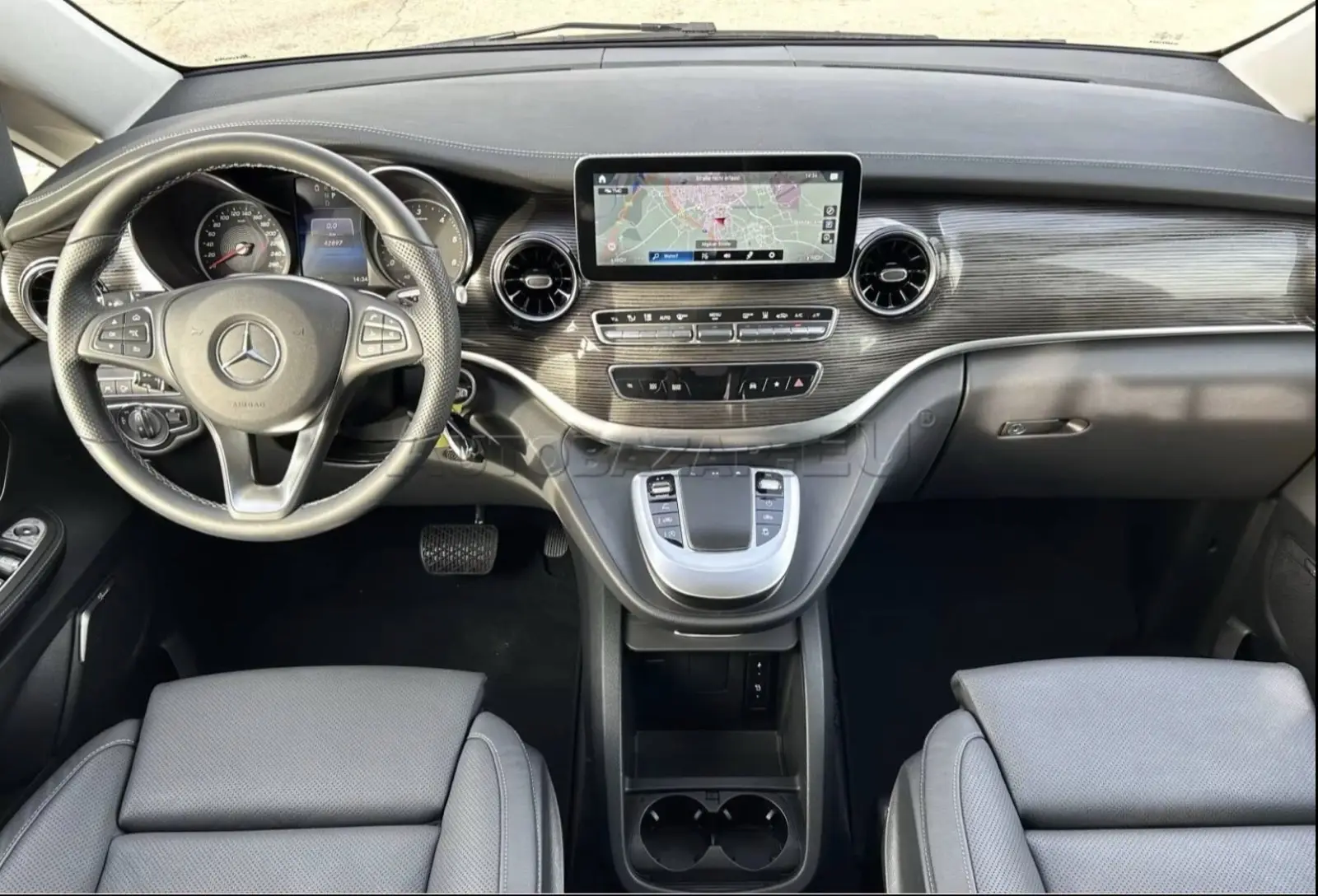 Mercedes-Benz V trieda 300 d 4MATIC AVANTGARDE – fotka 6
