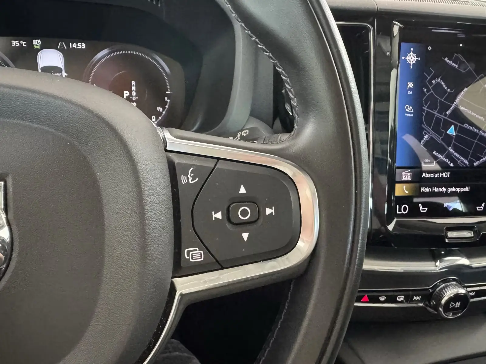 Volvo XC60 Inscription Recharge AWD – fotka 28