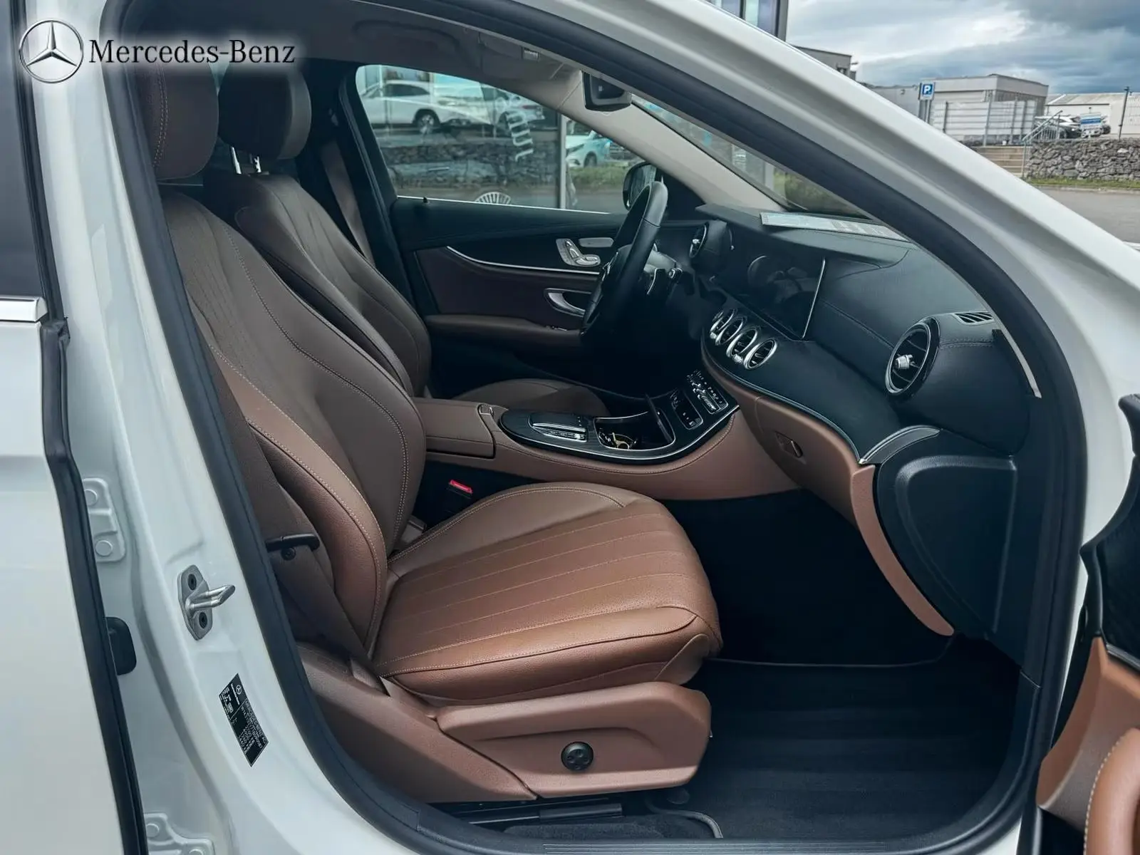 Mercedes-Benz E 220 d 4M Tl All-Terrain  – fotka 15
